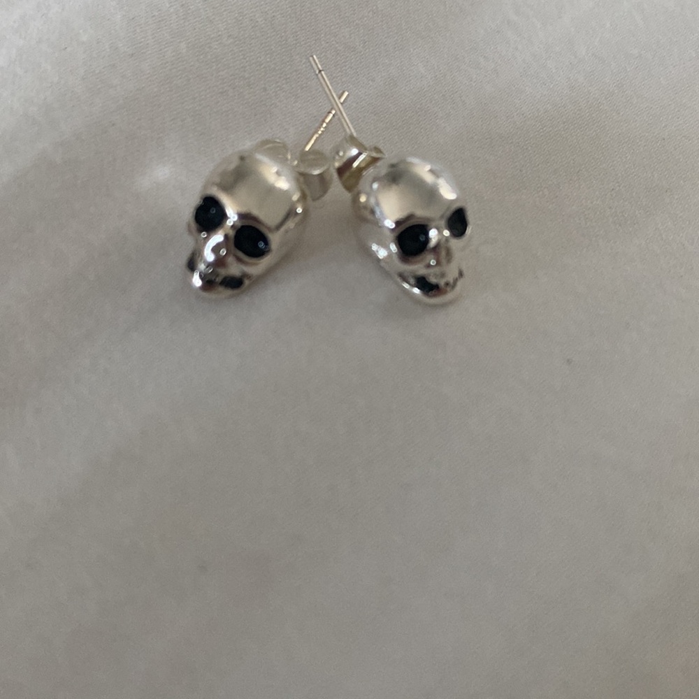 Silver Skull Studs